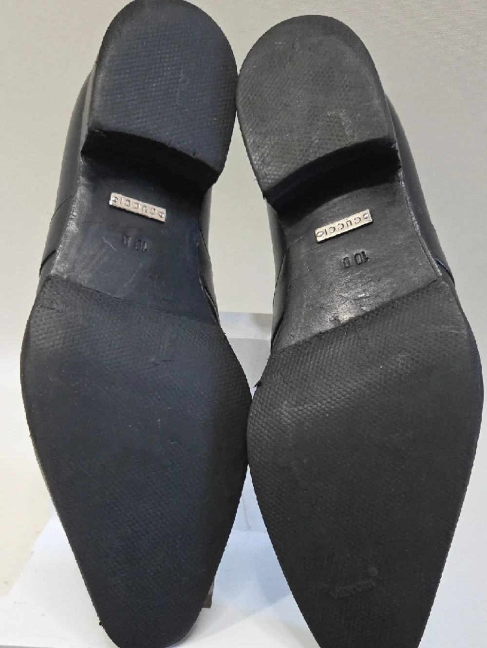 Gucci Black Leather Loafers with Silver Logo Hardware